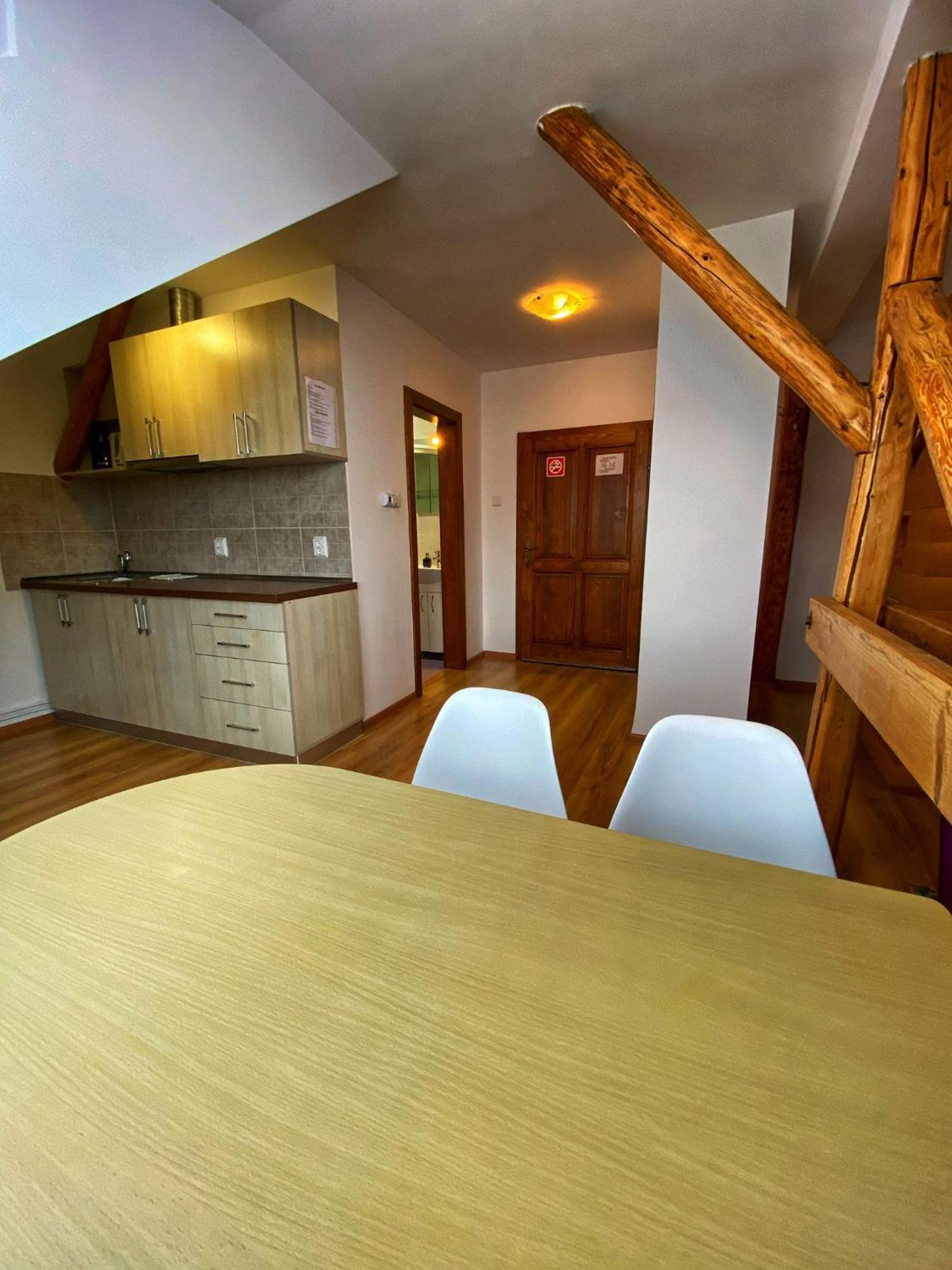 Liana 3* Brasov