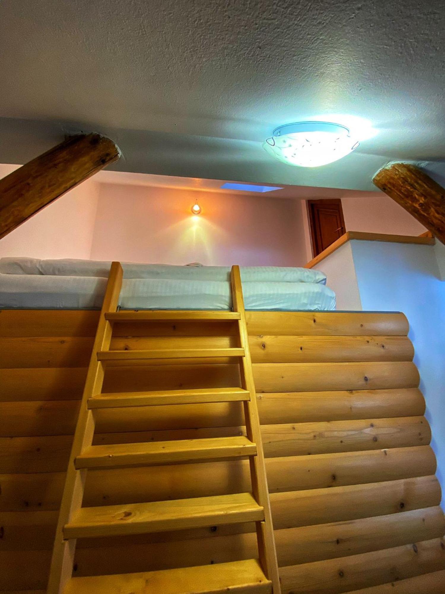 Liana 3* Brasov