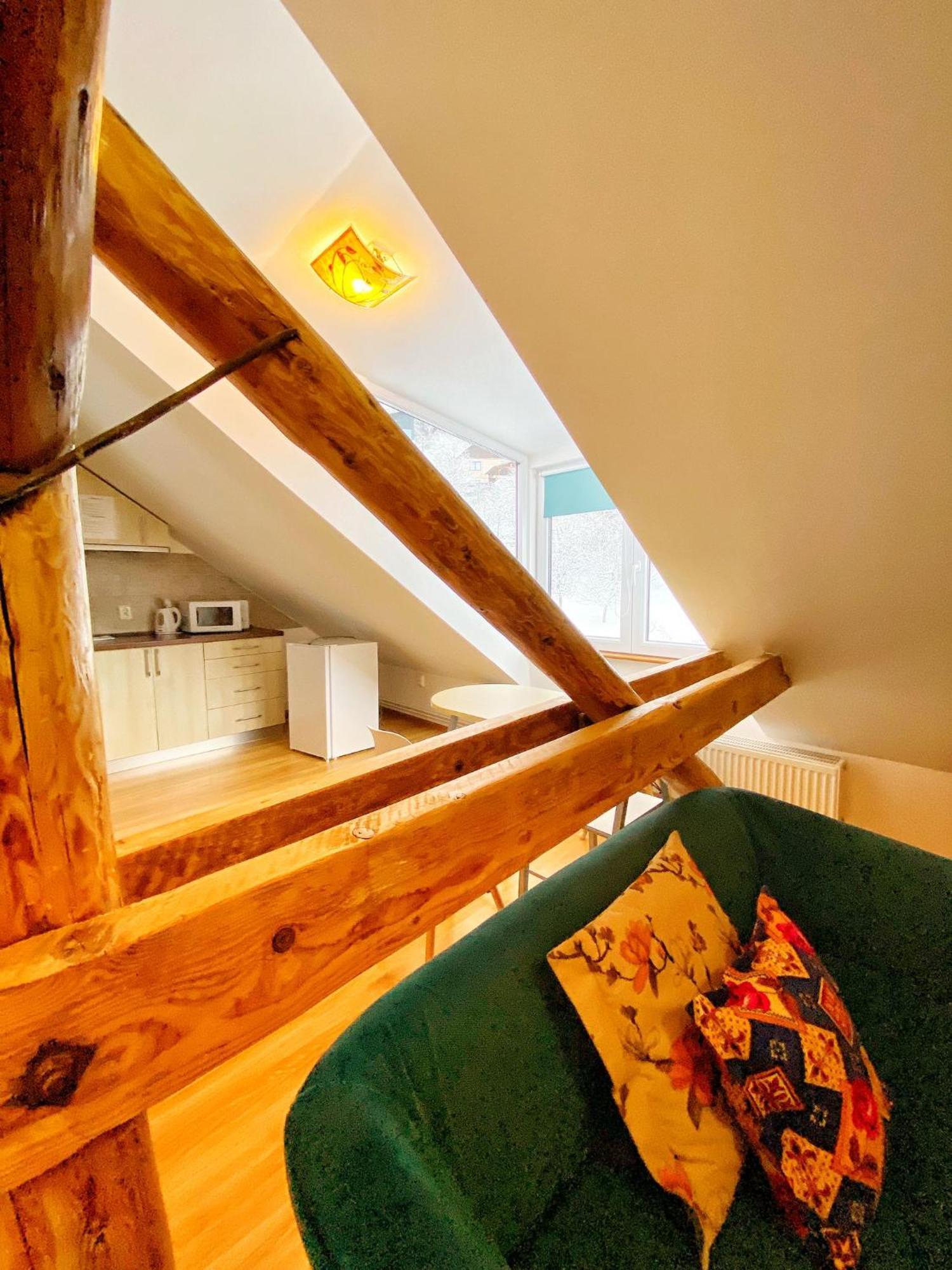Liana Guest house