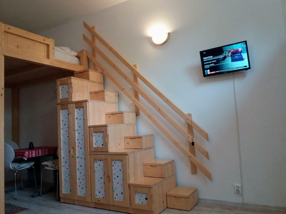 Liana Guest house 3*