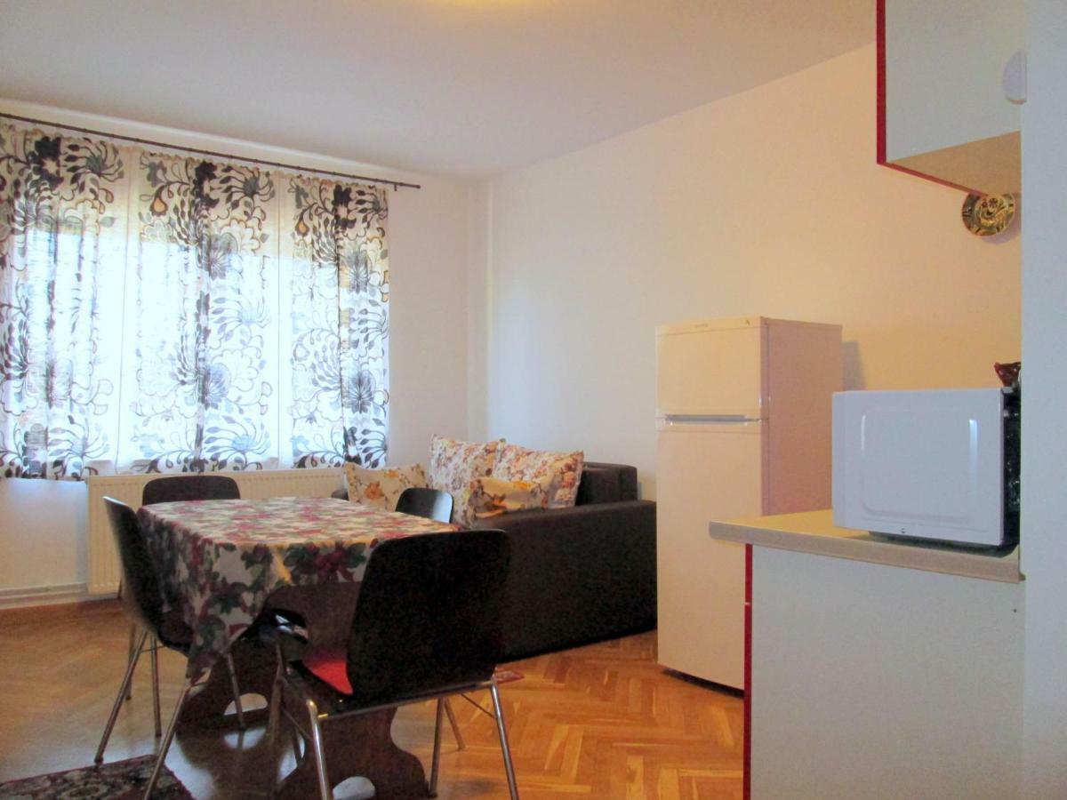Liana Guest house 3*